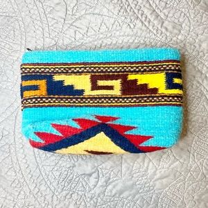 Manos Zapotecas Clutch